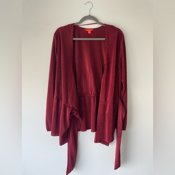 Joe Fresh Maroon Silky Wrap Long-Sleeve Blouse Top with Button Closure - Picture 2 of 4
